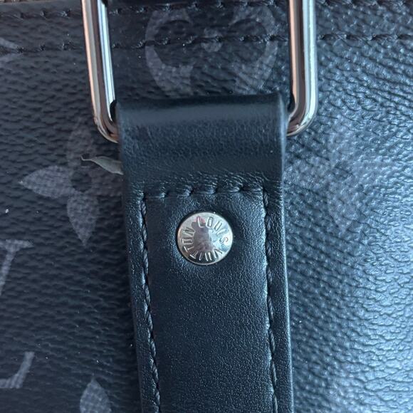 Louis Vuitton Keepall Bandoulière 25 Crossbody Bag Monogram Eclipse Gray Black - Picture 14 of 15